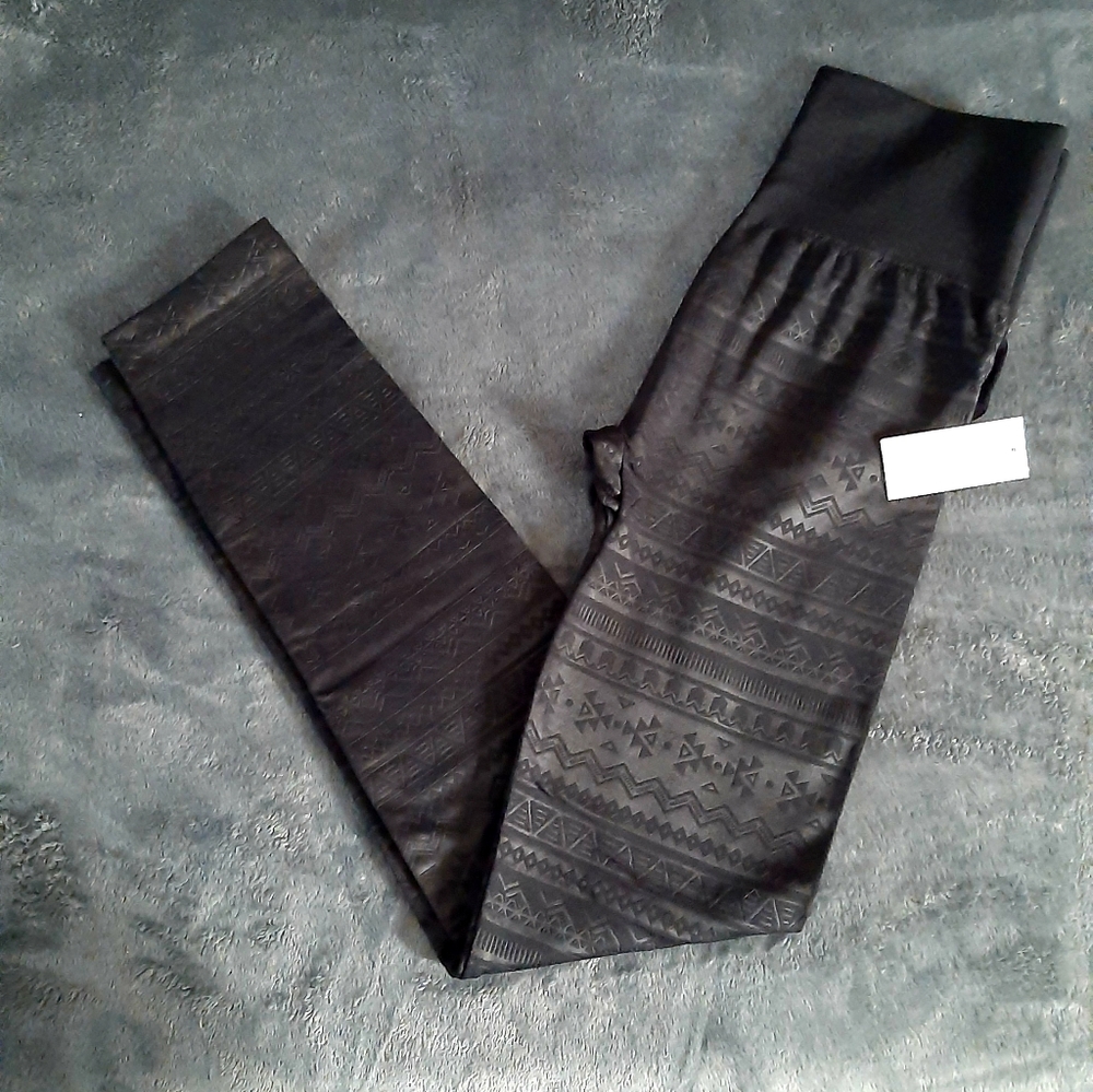 Juniors Black Fleece Leggings Size M/L